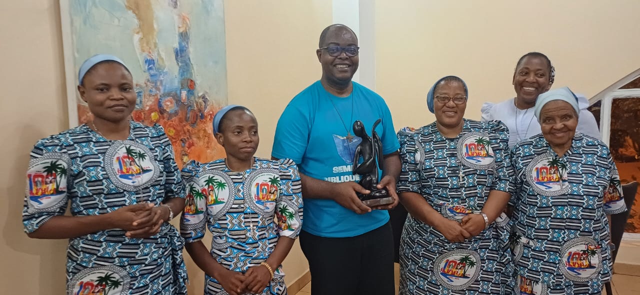 Visite du père Regional Alphonse OWUDOU