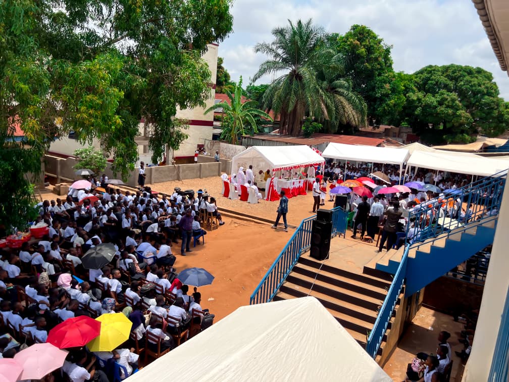 Messe à l'Esprit Saint au lycée Anuarite Nengapeta