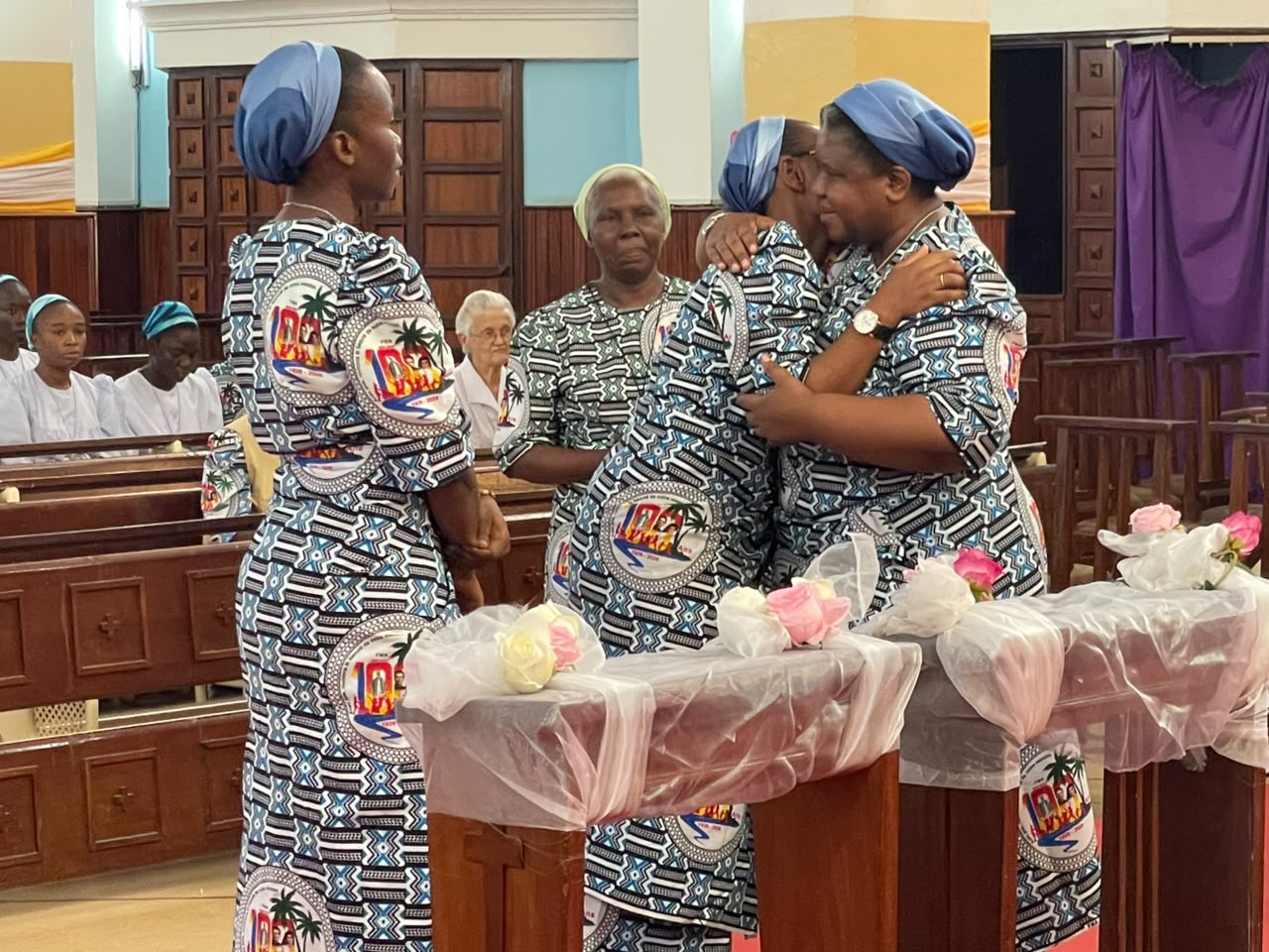 Profession Perpétuel de nos Sœurs Alice SASE et Suzanne MUPETA